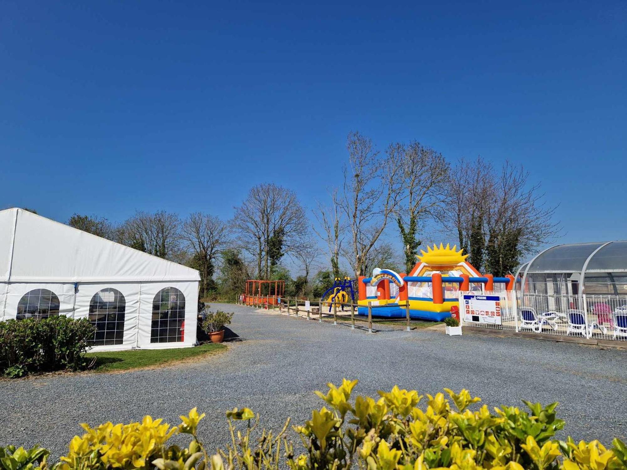 Camping Le Clos De Balleroy المظهر الخارجي الصورة